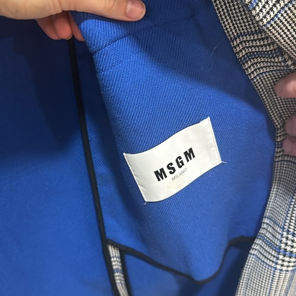 MSGM Plaid Coat w Ruffle - Picture 5 of 6